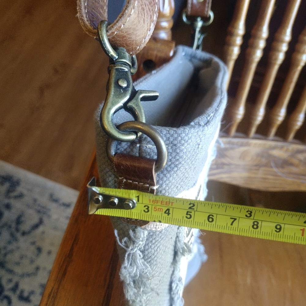 Myra Bag green crossbody purse - Picture 11 of 11